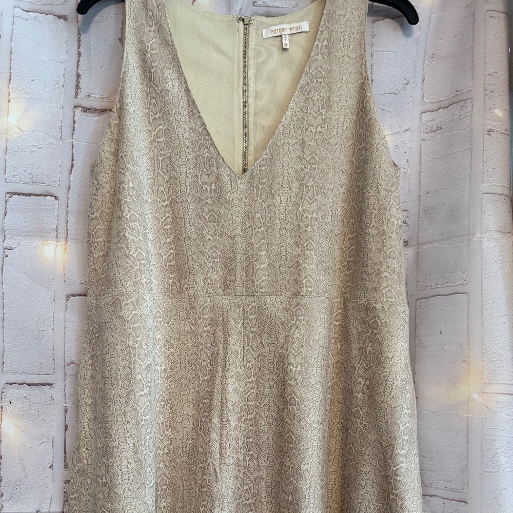 Harper Wren Snake Print Sleeveless Sleek & Sophisticated Size Medium